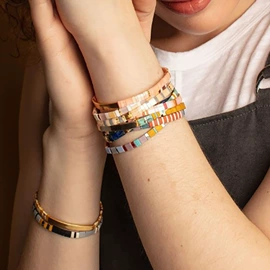 手链;项链;耳环