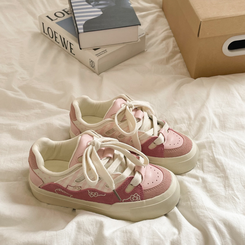 Diseño original Kitty zapatos de skate para mujeres 2025 nuevo otoño invierno versátil lindos zapatos blancos casuales zapatos deportivos