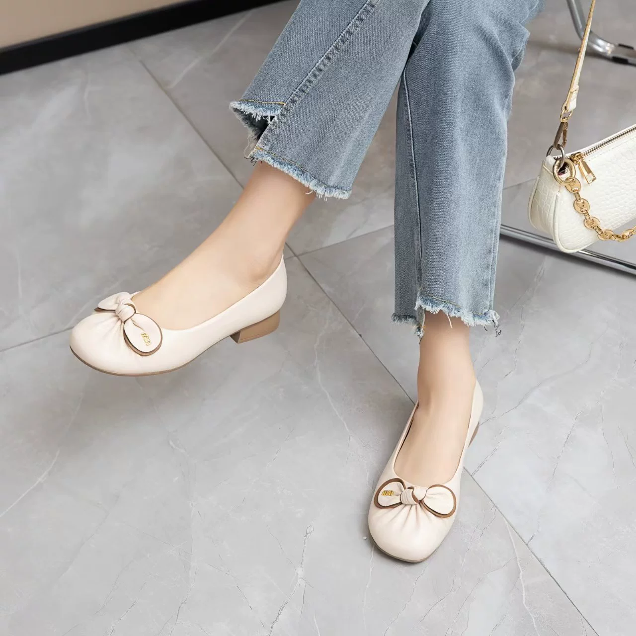 Мягкая кожаная рабочая обувь Женская черная плоская обувь с мягкой подошвы профессиональная работа Интервью в отеле Нескользящая стюардесса удобная одиночная обувь