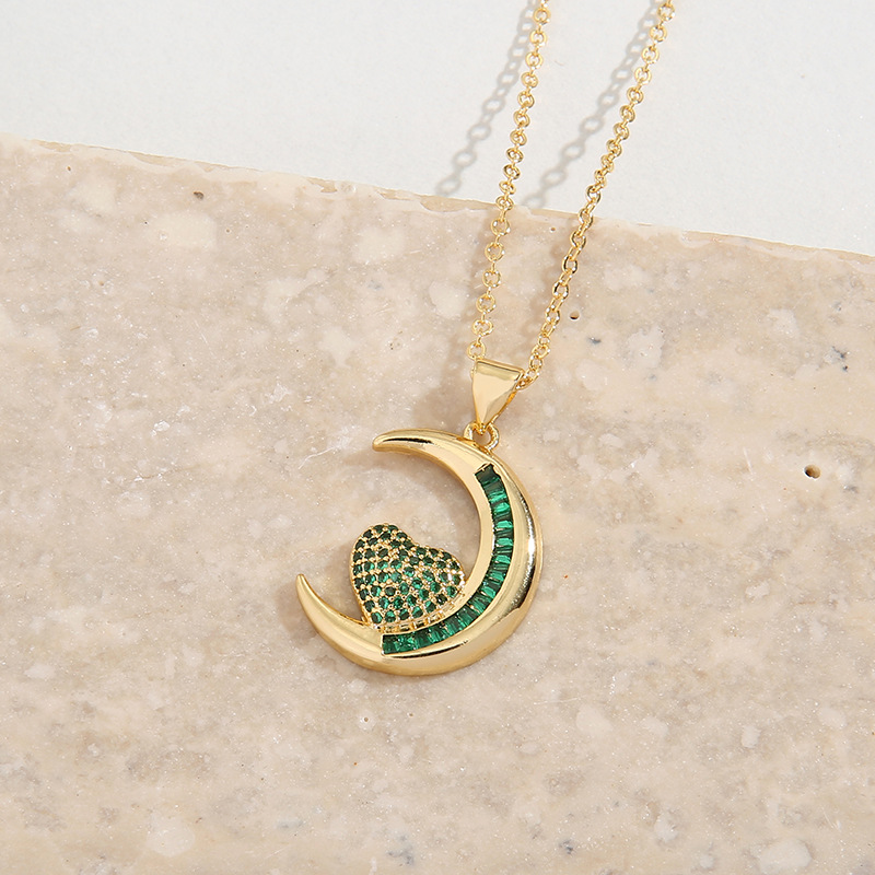 Fashion Moon Heart Shape Copper Plating Inlay Zircon Pendant Necklace 1 Piece