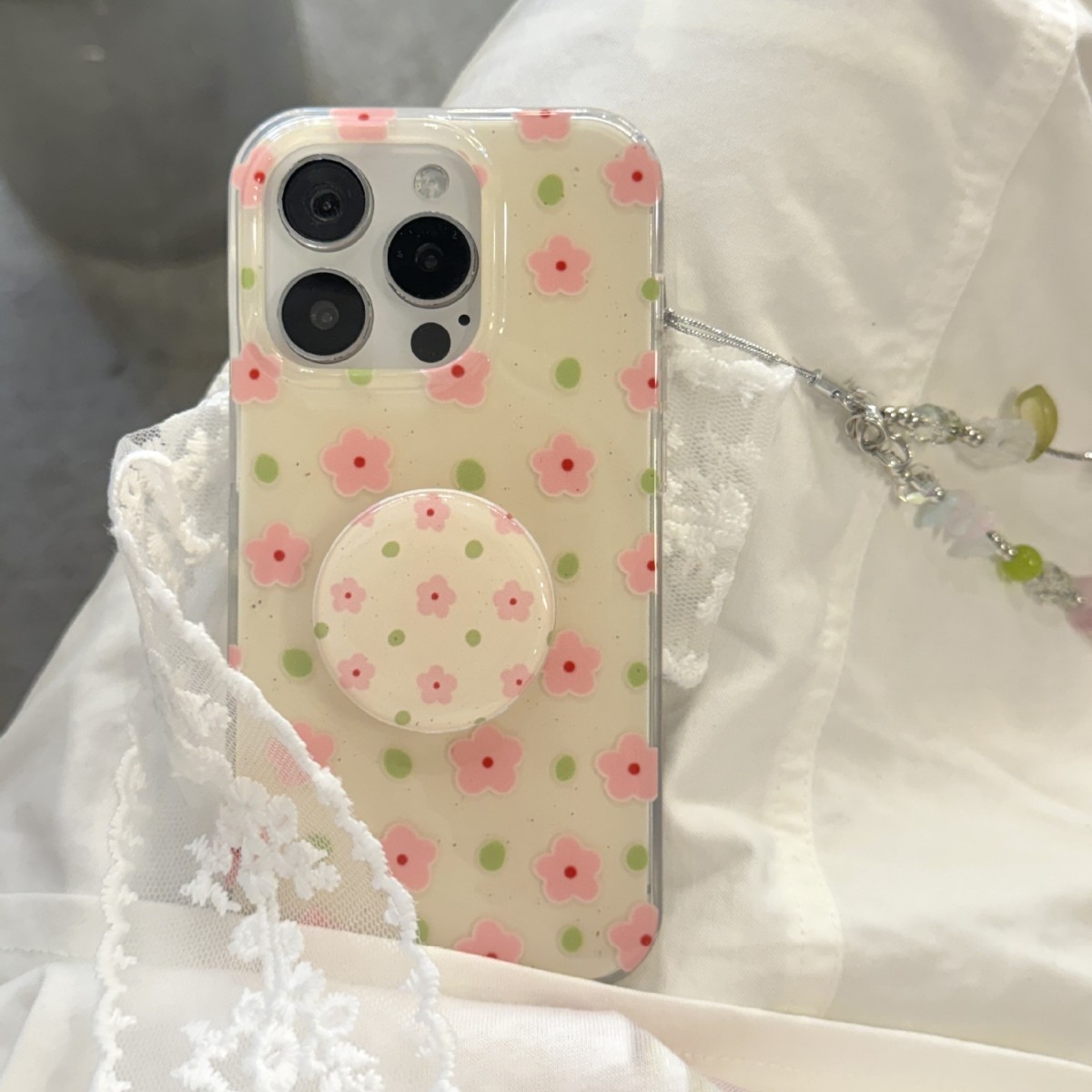 Gentle Girl Heart Pink Flower Adecuado para Apple 15/16 Funda para teléfono móvil Soporte 16PM 14Pro nicho 15/16P