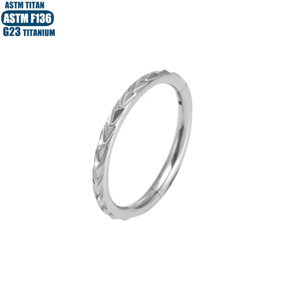 Silver pointed spike labret stud material detail