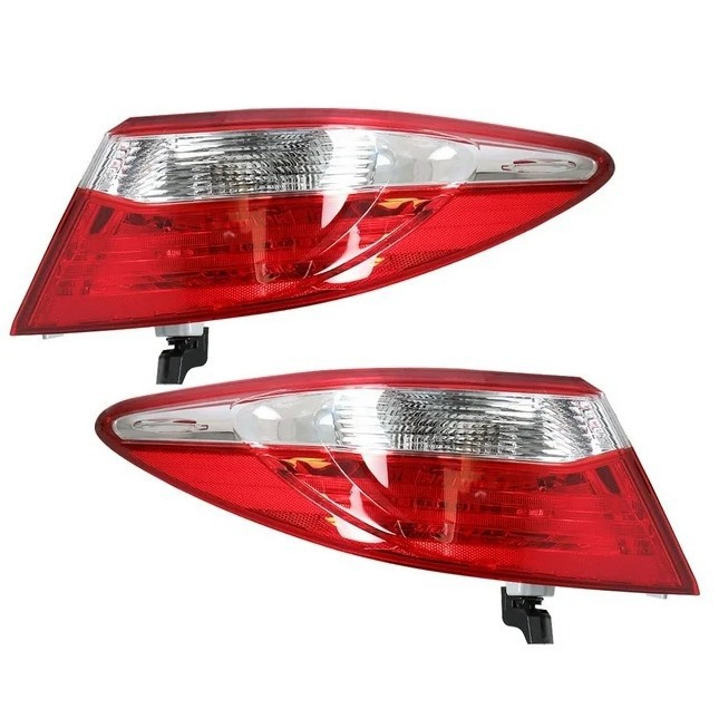 Aplicable a Toyota Camry 15 modelos de luz trasera estándar 81560 - 06640 81150 - 06640