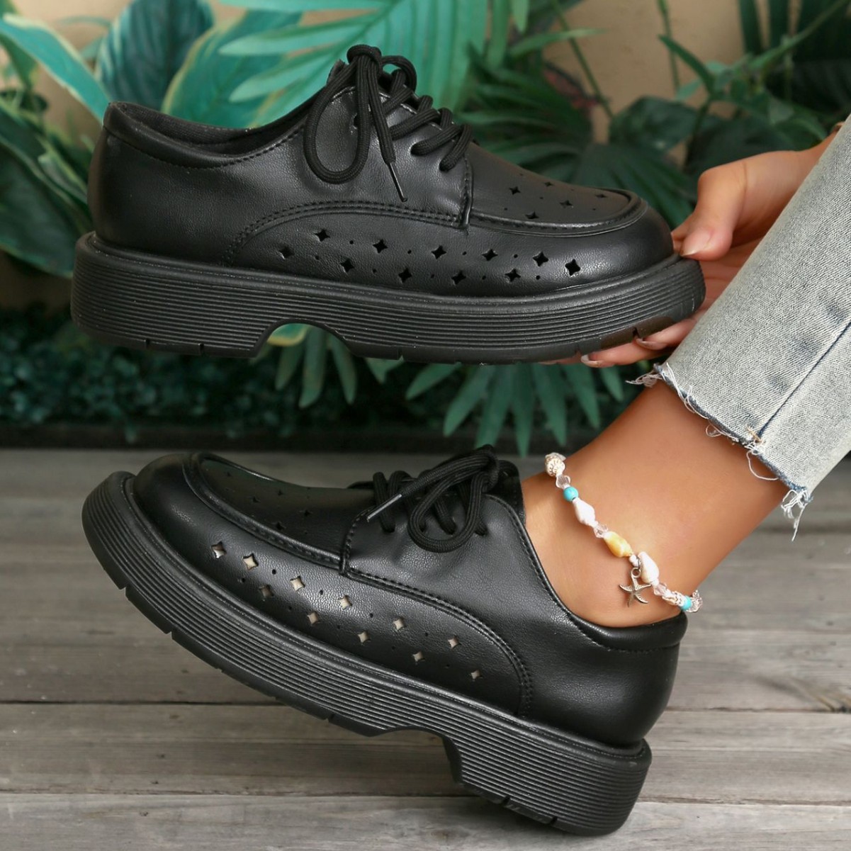 2026 verano nuevo estilo coreano estrella hueco antiolor transpirable zapatos de cuero de negocios de suela suave de cuero casual zapatos de mujer versátiles