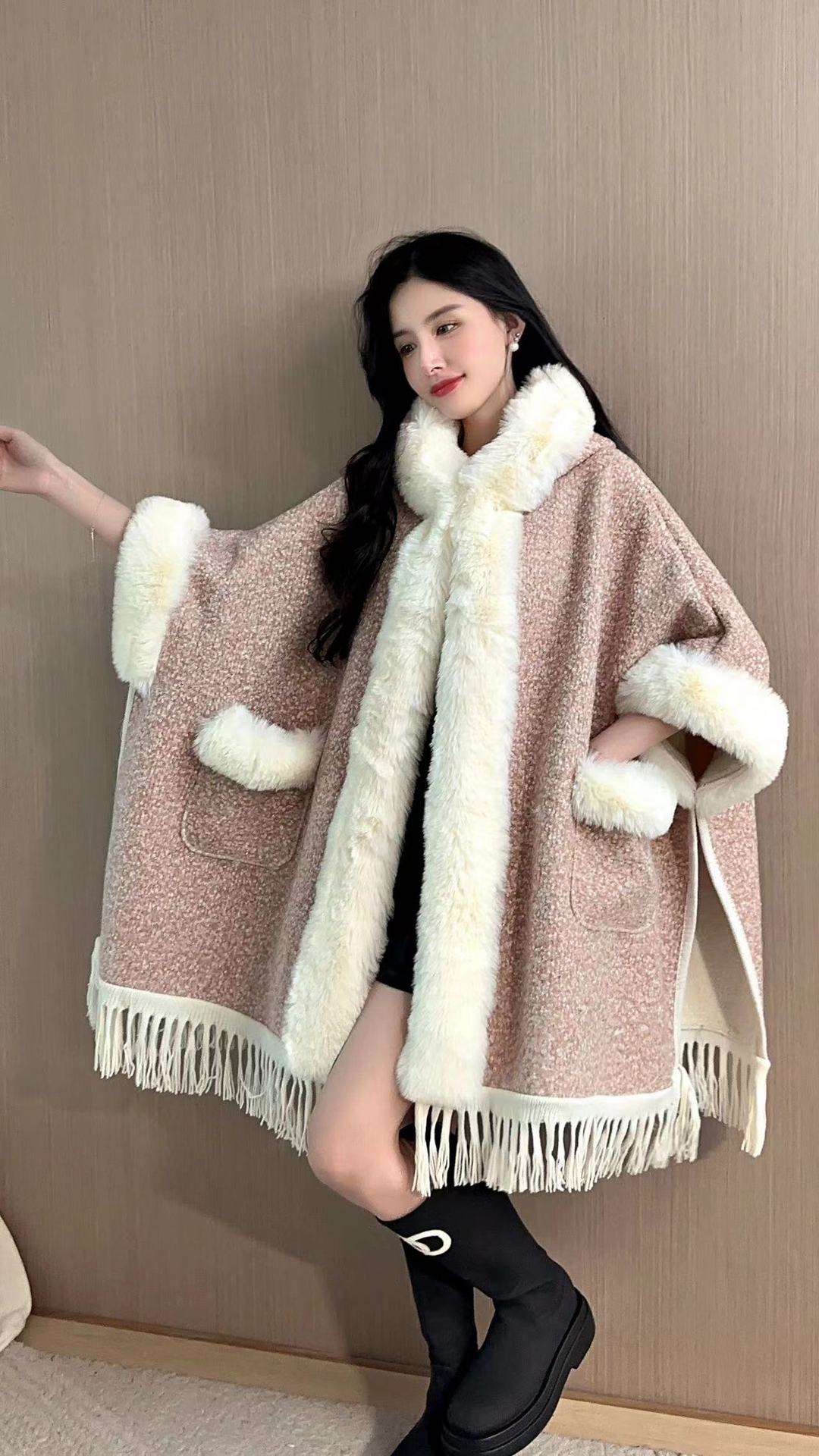 Fur collar cape cape with fleece thickened hooded bright silk cape plus-size woolen coat_voghion.com