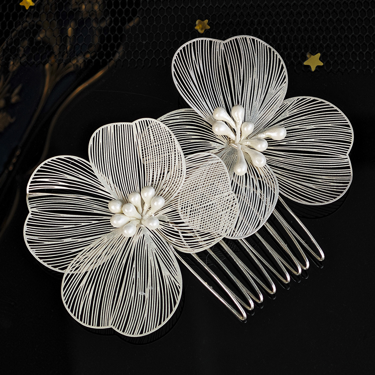 Fermaglio per capelli in ferro battuto a forma di petalo dorato, accessorio per costume da ballo, popolare in Europa e America, stile vintage foresta_voghion.com