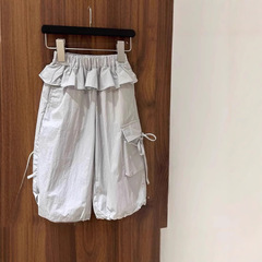 女の子2025春夏の新型洋気工装ズボンの中の子供の新型のゆったりしたひもの女の赤ちゃんのズボンのファッション