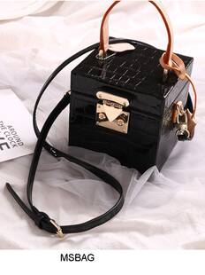 Design fashionable handheld retro square shoulder bag, box, genuine leather, trend of season