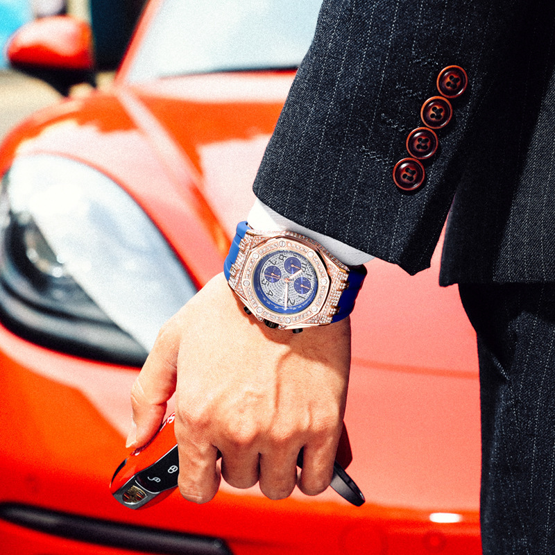 Men's Retro Personality Large Dial Chronograph Quartz Watch Diamond Encrusted Luminous Non-Mechanical_voghion.com