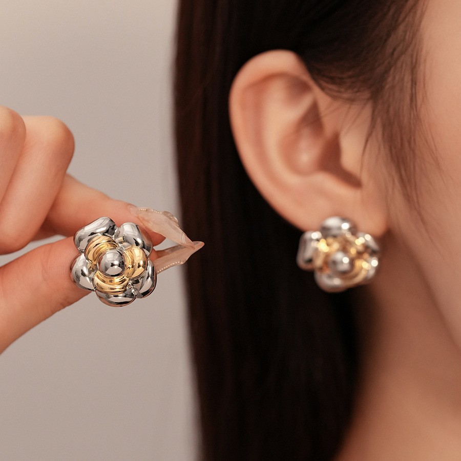 Pendientes de borla de flores de tul de aguja de plata Pendientes de súper hada verde menta fresca Pendientes de diseño exagerado de nicho