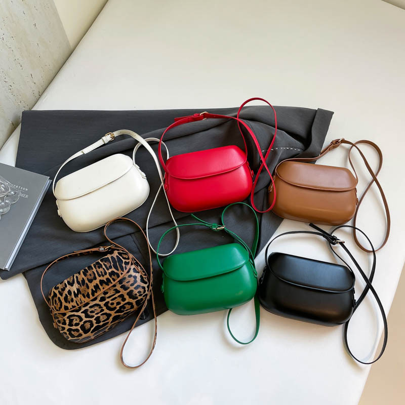 2025夏季新款韩版复古ins纯色豹纹马鞍包百搭简约休闲单肩斜挎包