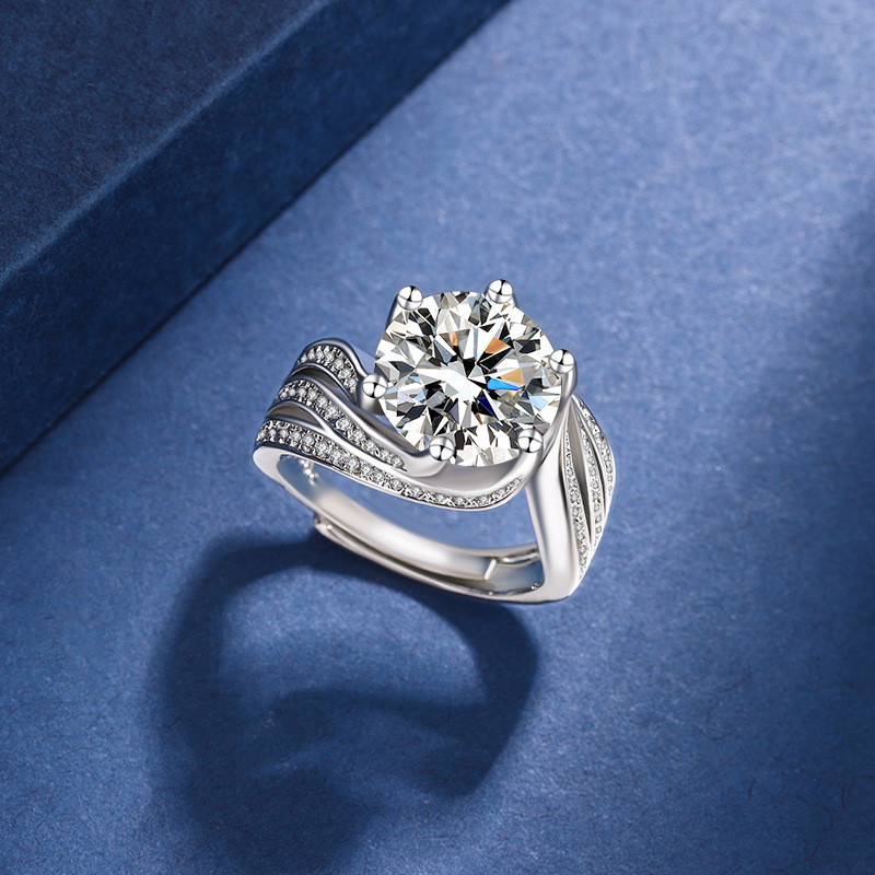 Stylish Fidget Ring For Anxiety And Stress Relief Designer Ring_voghion.com