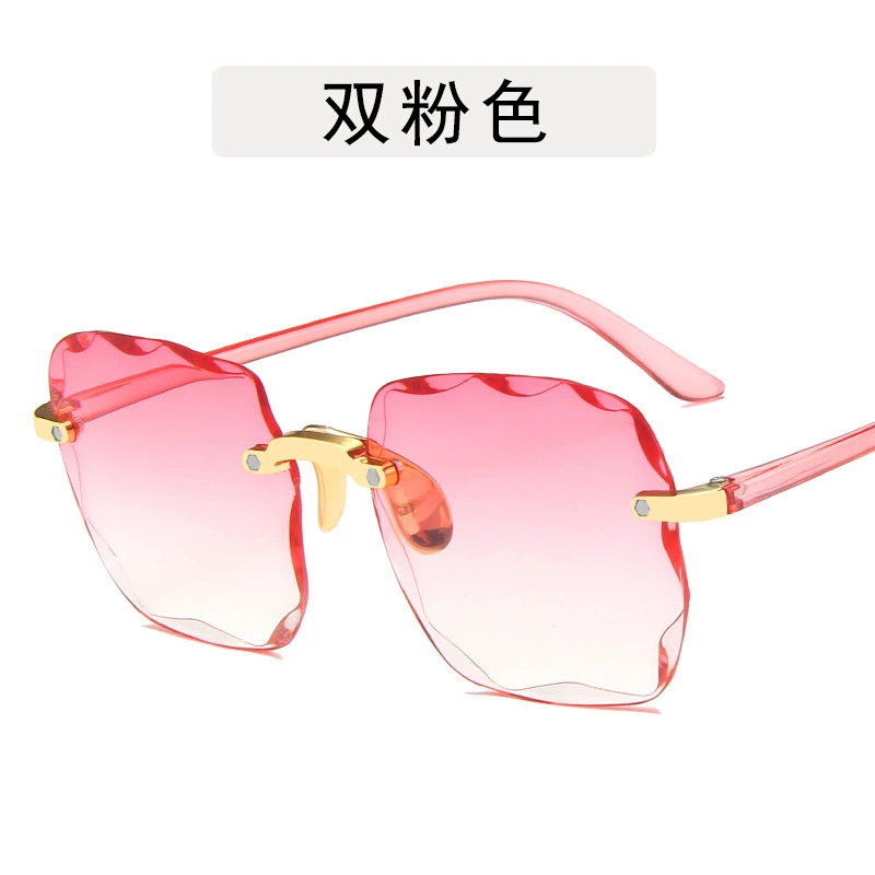 Sunglasses Retro solar-powered, European style, fashion trend, lightweight 0.148 kg