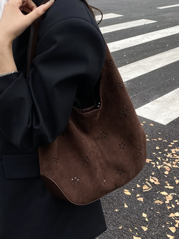 休闲复古麂皮绒包包女2025新款轻便百搭通勤单肩包手提子母水桶包|undefined