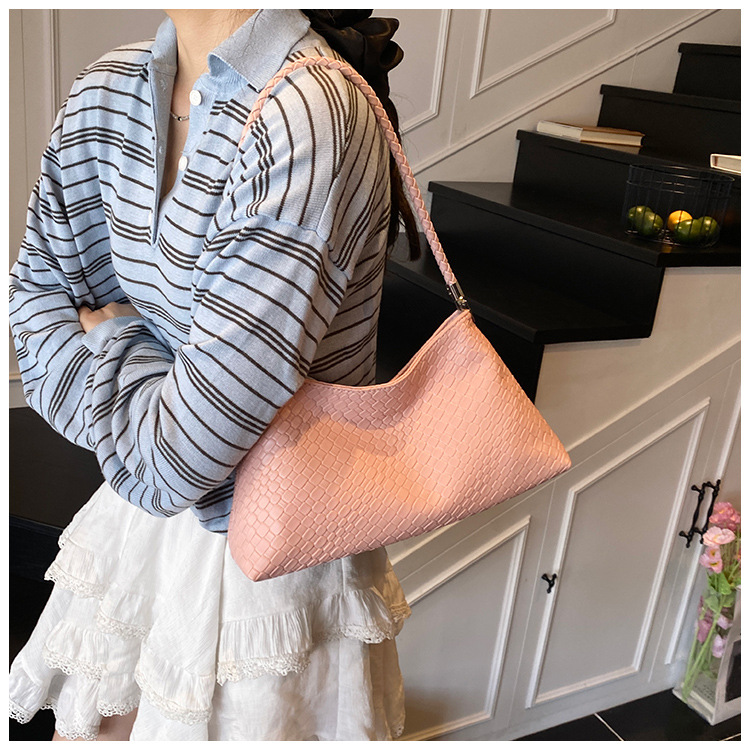 Solid color casual woven pattern large-capacity fashionable 2025 retro new style, elegant underarm bag, single-shoulder hand-carry ladies' bag undefined
