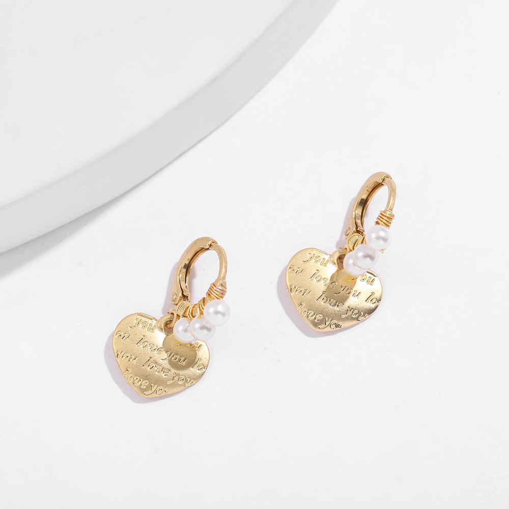 Boucles D'oreilles D'amour Simples En Métal Sauvage display picture 3