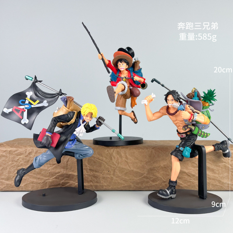 海賊王の手はアニメ劇場の火拳路飛の索隆山治のエースの3刀の流の模型を飾って国境を越えて潮を遊びます。|undefined