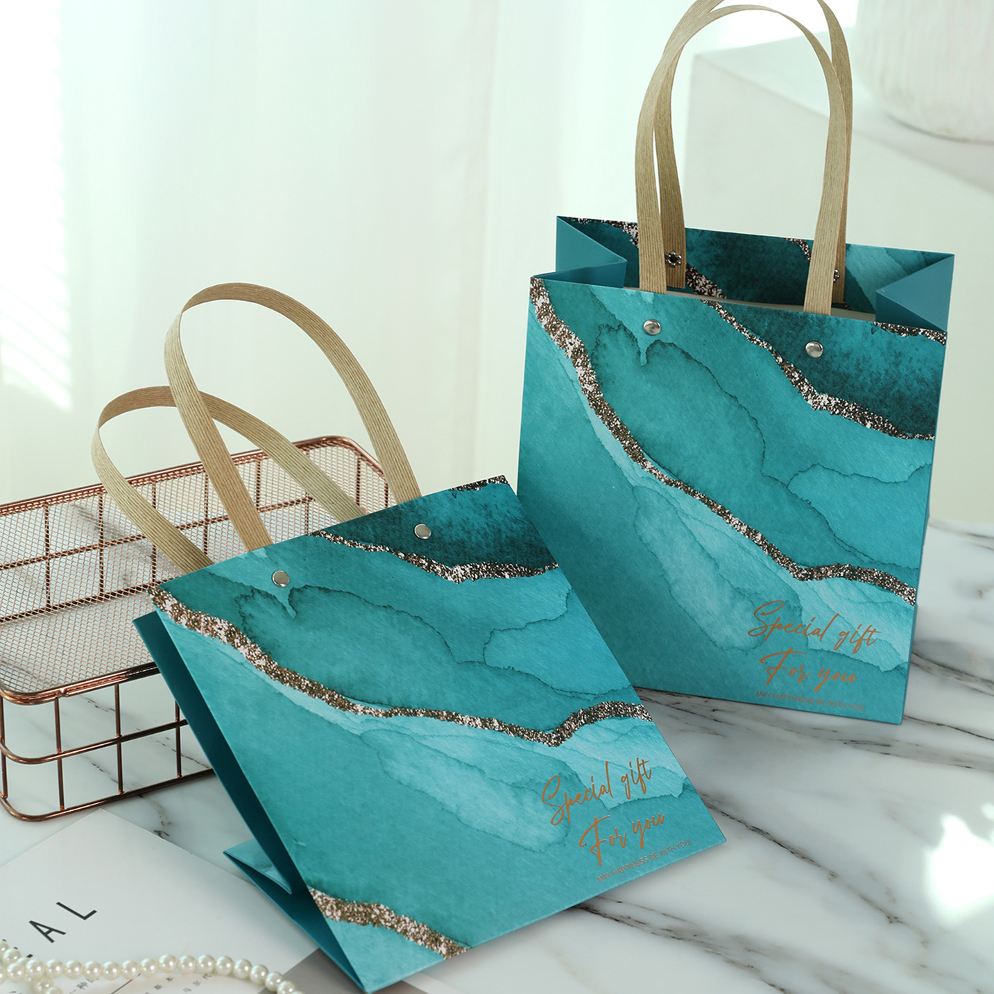 Remache bolsa de regalo bolsa de papel bolsa de compras de ropa bolsa de regalo de cumpleaños en stock bolsa de regalo de mármol rosa