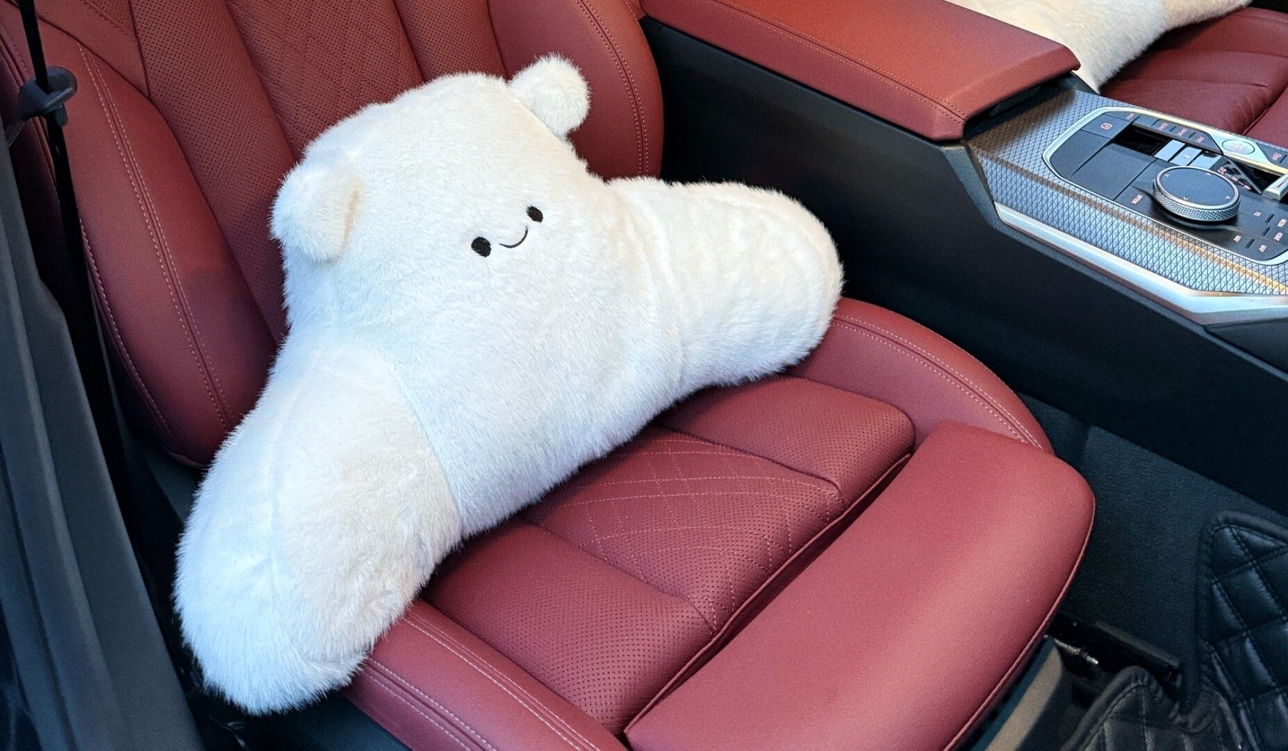 Cute Smiling Face Headrest and Lumbar Support Set Car Cushion Car Headrest Pillow Plush Cartoon Headrest Pillow