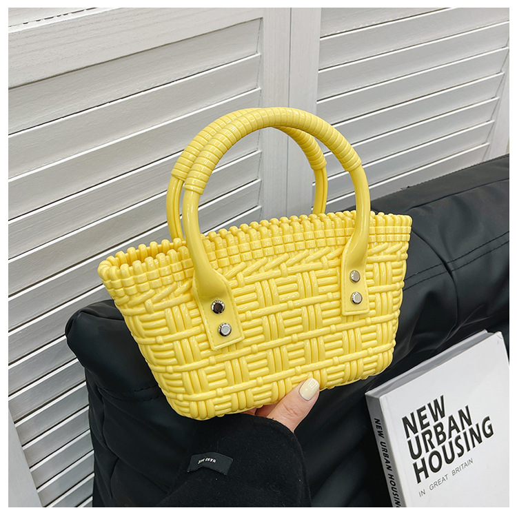 2025 New trendy and versatile crossbody mini vegetable basket jelly bag, fashionable hand-held woven bag, mini tote women's bag undefined