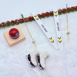 娃娃屋迷你仿真溜冰鞋 微缩滑雪场景体育器材冰刀鞋道具配件模型