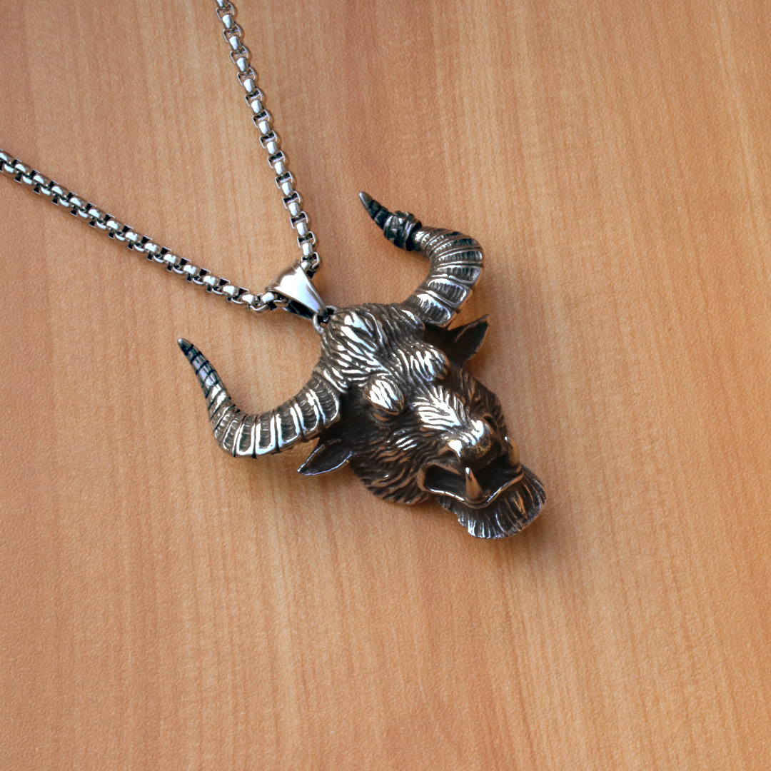 Collana in acciaio al titanio con testa di toro in stile punk, ciondolo personalizzato per uomini e donne alla moda_voghion.com