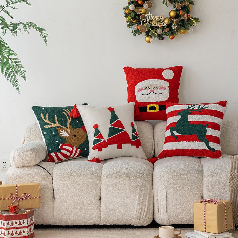Christmas Themed Throw Pillows, Holiday Home Decor, Sofa Backrest Pillows, Comfortable for Living Room and Bedroom