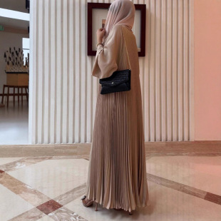 Middle East Saudi Arabia Robe Amazon Cross-Border Long Skirt New Women's Fashion Autumn and Winter Pleated Abaya