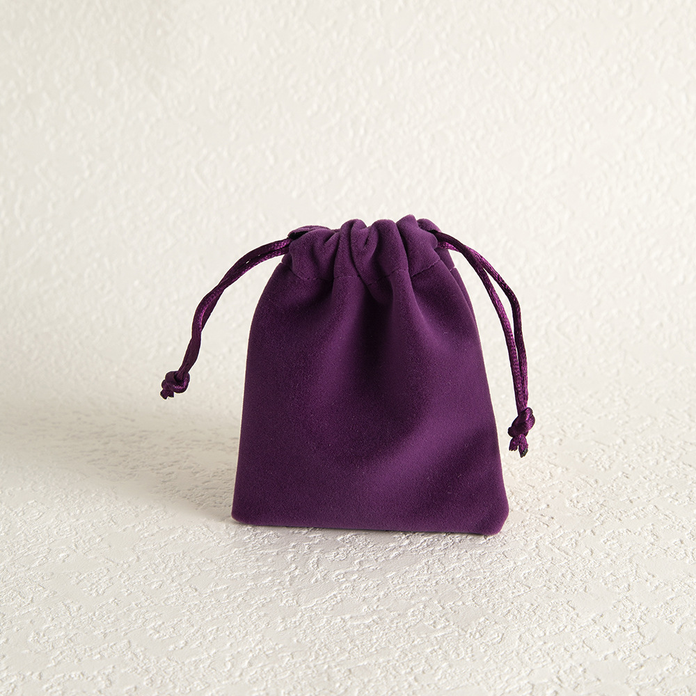 1 Piece Flannel Simple Style Daily Solid Color Jewelry Packaging Bags display picture 6