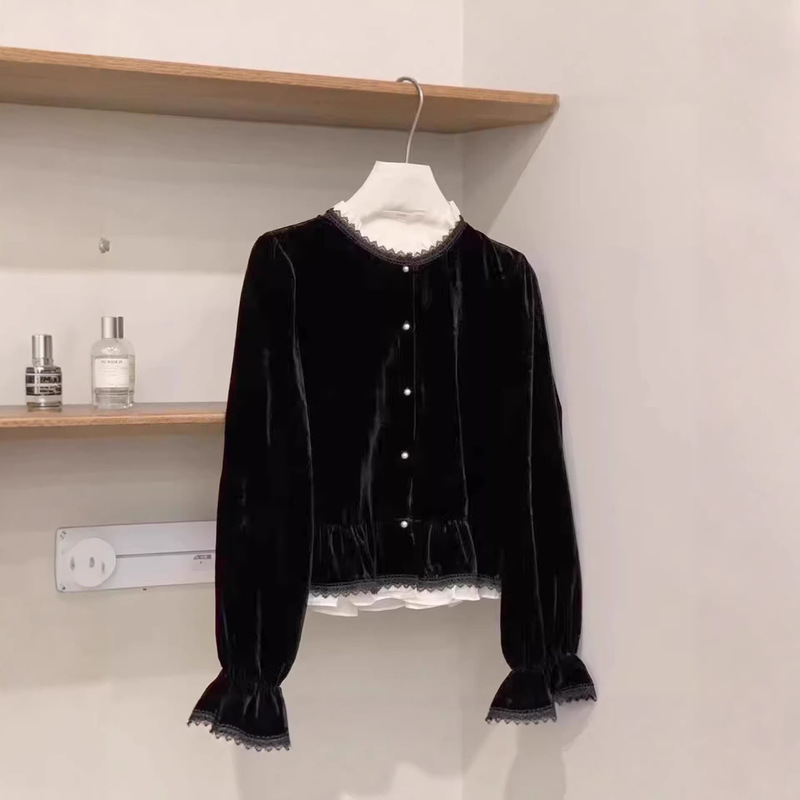 French-Style Light Luxury High-End Lace-Trimmed Velvet Shirt for Women, Spring and Autumn Fashion, Elegant and Age-Reducing Inner Layer Top
