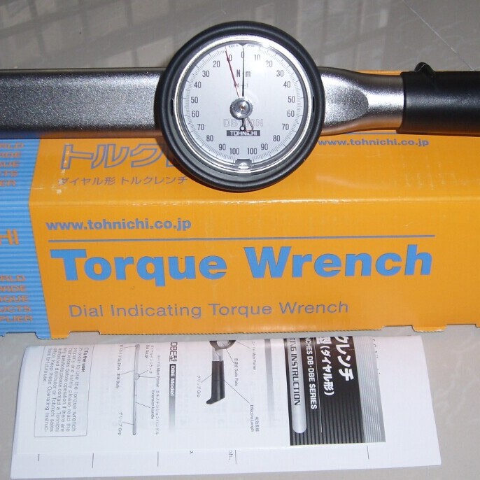 日本东日TOHNICHI表盘式直读扭力扳手DB200N-S品牌原装正品