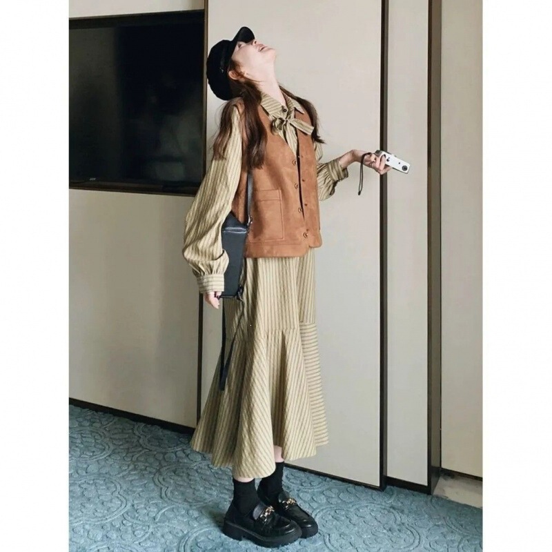 Spring Outfit: a Complete Set of New Spring Long-Sleeved Striped Shirt and Dress Set for Women, Two-Piece Vest Set