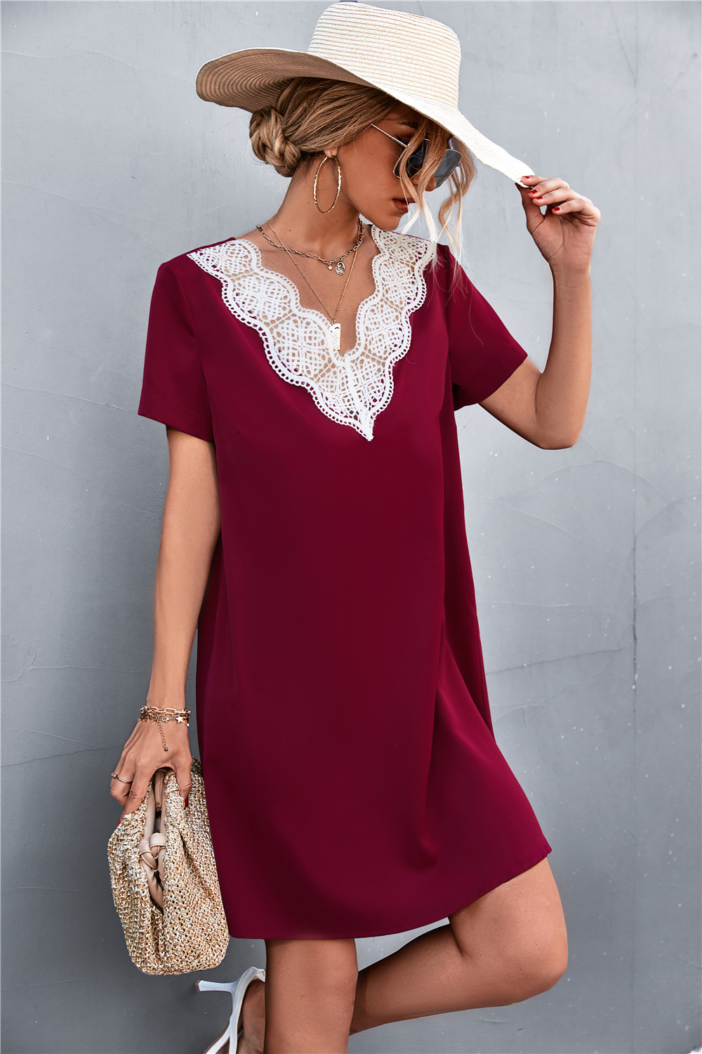 Women's V-neck Lace Patchwork Dress For Summer Occasions_voghion.com