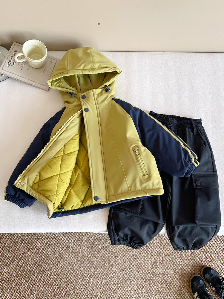 Wind Valley 2025 invierno nueva ropa infantil para niños coreano color contrastante grueso abrigo de asalto chaqueta de niño guapo algodón