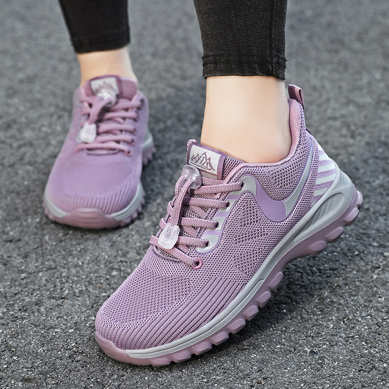 Zapatos de madre de suela blanda, zapatos ligeros de verano para ancianos, zapatos deportivos cómodos para mujeres, zapatos de tela de mediana edad y ancianos