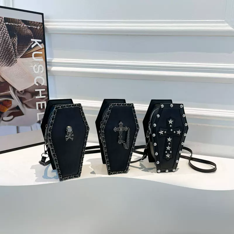 2026新款时尚复古暗黑系个性潮流十字架异形女包柳钉单肩斜挎包