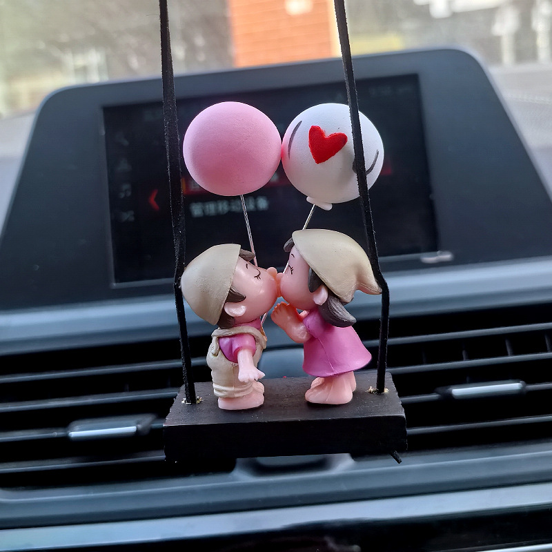Globo blanco besa a los niños y niñas espejo retrovisor de coche colgante interior de coche colgante decoración de coche colgante de coche