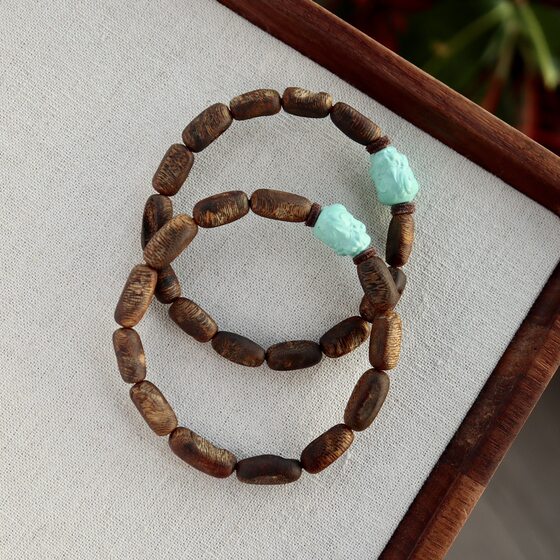 Natural Hainan Qinan Agarwood Bracelets, Russian Old Beeswax Accessories, Lightning Scarred Agarwood, Cross-Border Jewelry E-Commerce