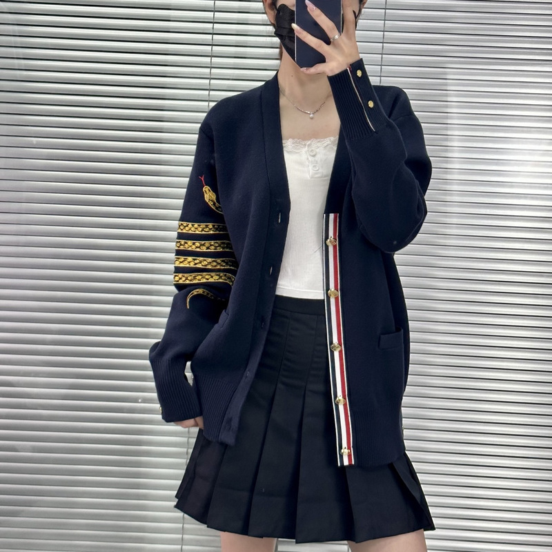 Tb Tom Women's New Year of the Snake Limited Knitted Classic Casual Versatile Arm Embroidered V-Neck Wool Cardigan