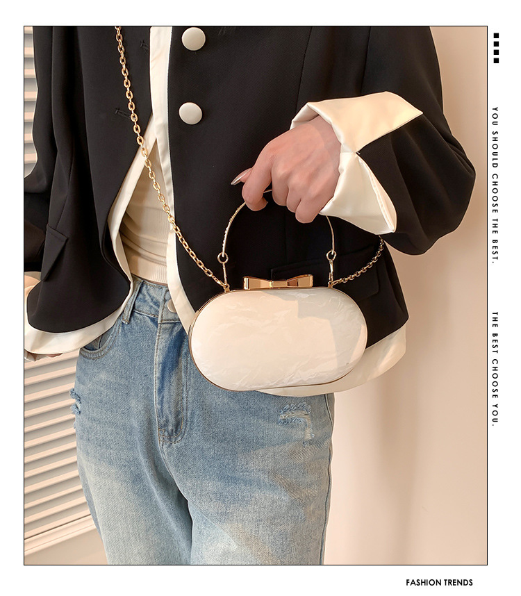 Spring Collection Women's Versatile 2024 New Exquisite Banquet Handheld Chain Shoulder Cross Bag for Women_voghion.com