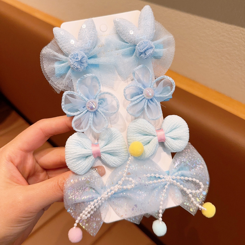 子供の蝶結びの花の髪の飾り赤ちゃんの布芸レースの前髪は女の子の王女を挟みます。|undefined