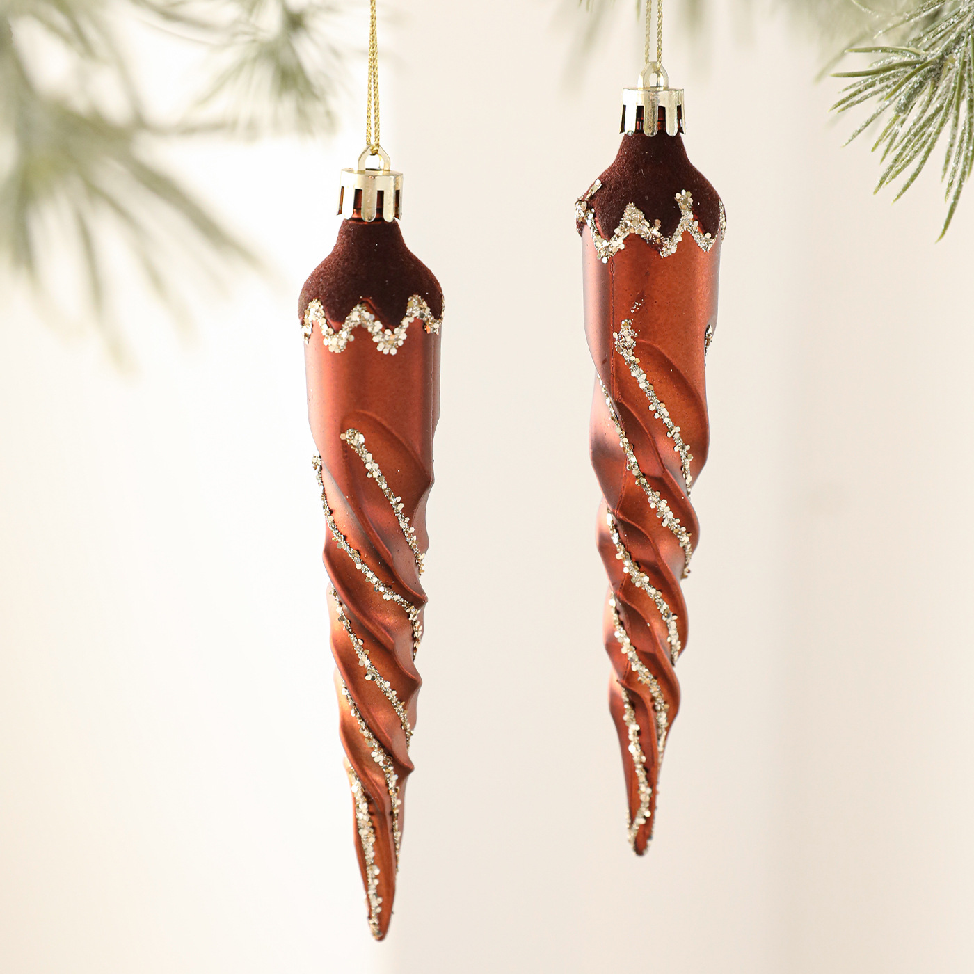 Colgante de plástico de color curry nórdico transfronterizo flocado polvo adhesivo árbol de Navidad colgante caja de hielo diseño de decoración