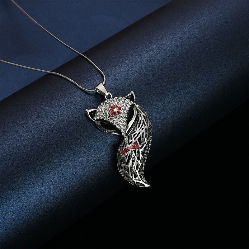 Nicho moda todo partido ajustable plata grande V collar de las mujeres celebridad en línea mismo estilo exquisito de alto grado clavícula suéter cadena