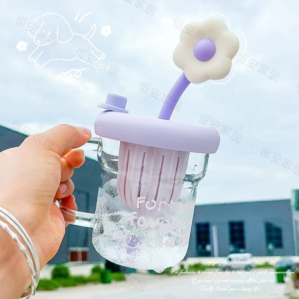 연한 보라색