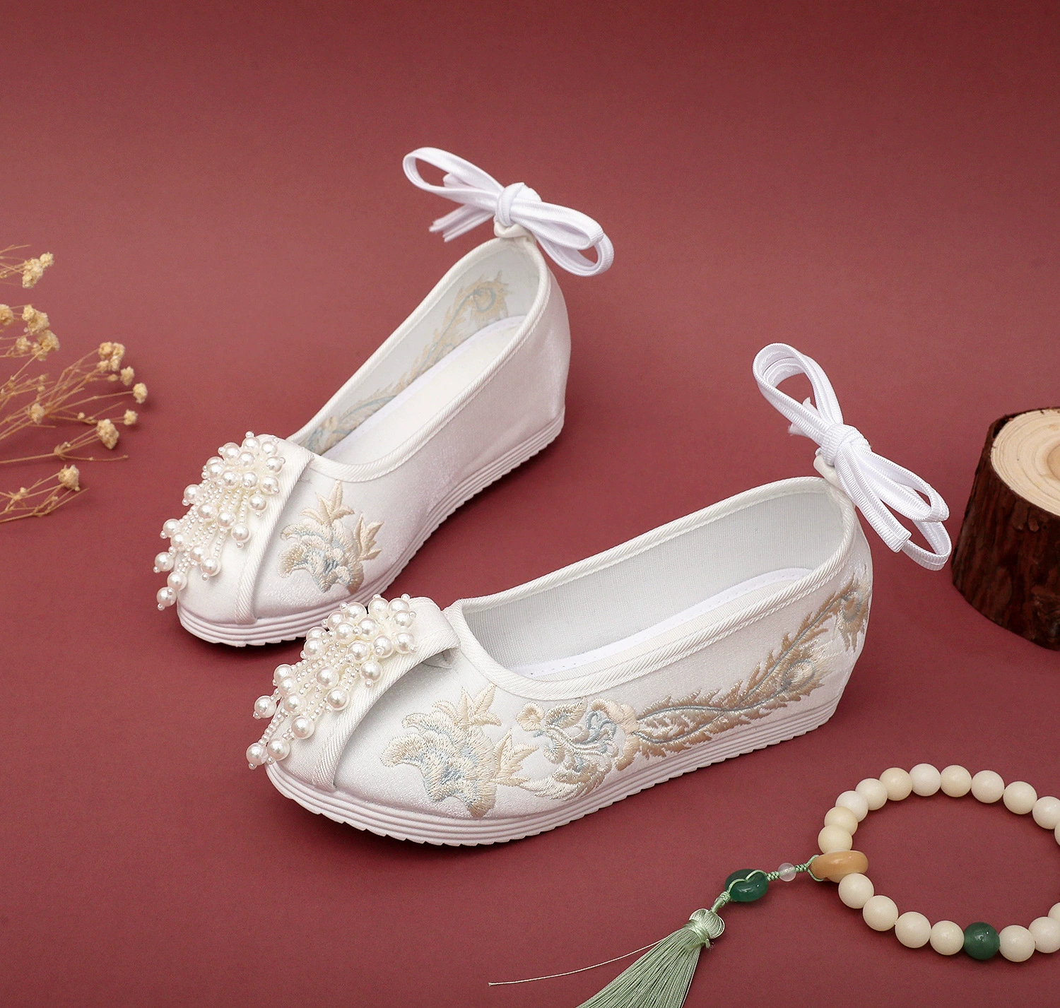 Hanfu Cloth Shoes (Qinglong) Phoenix Embroidery, Velvet with Wool Lining and Pearl Detail, Sizes 35–41