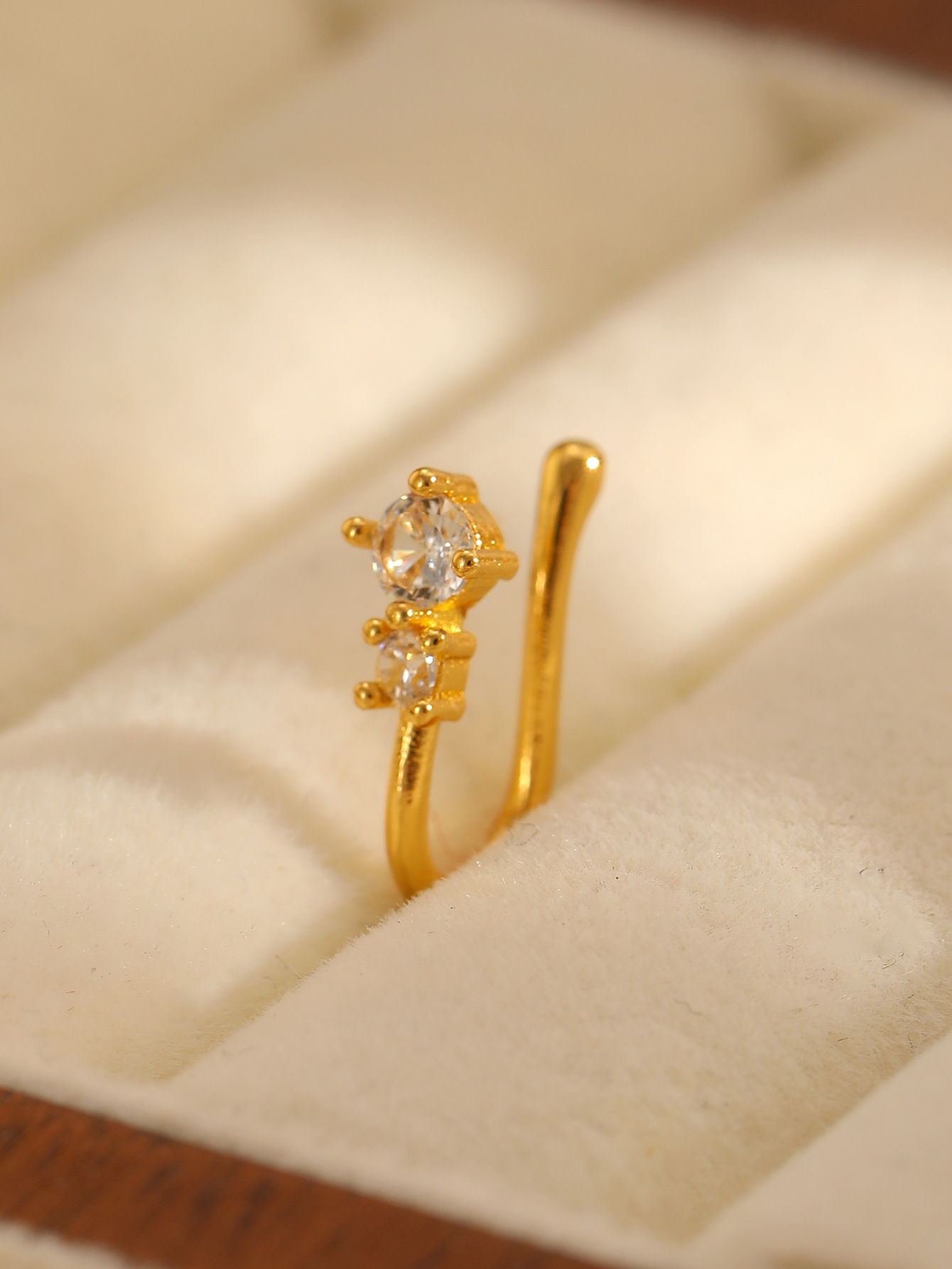 Anello al naso in zircone a forma di u senza foro rame_voghion.com