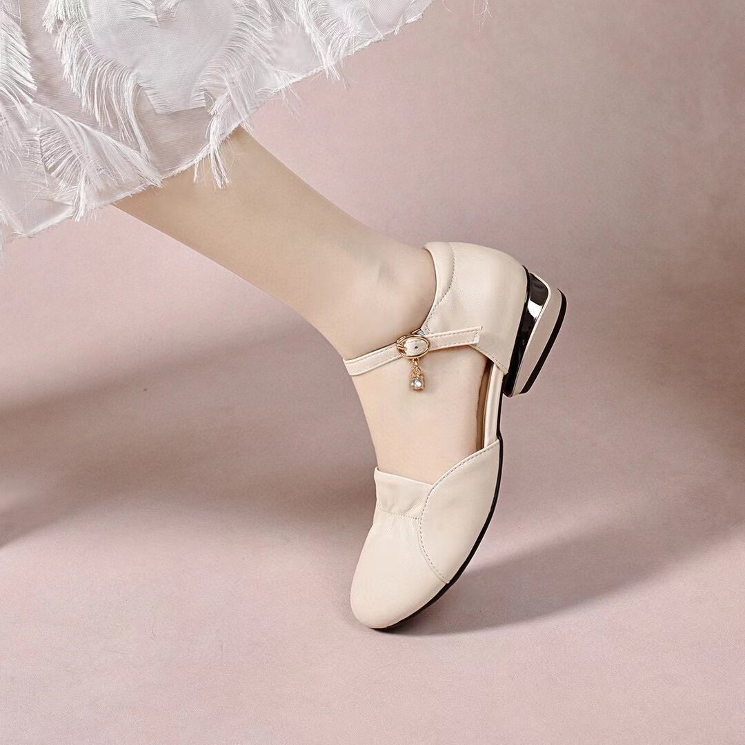 Sandal nữ da thật quai ngang gót thấp mũi kín phong cách tiên nữ — màu đen