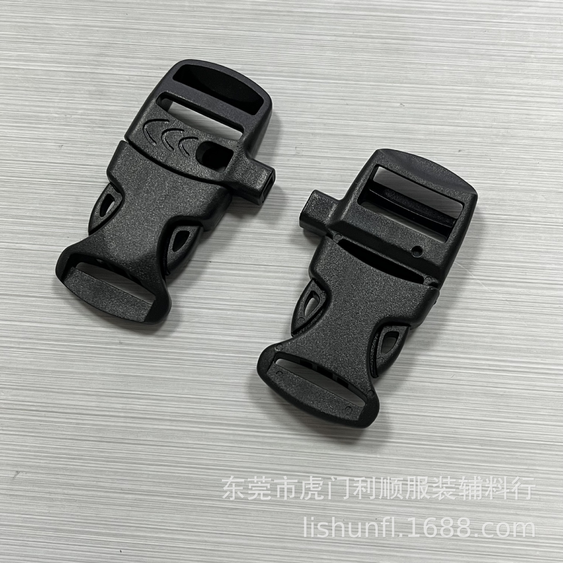 新款20mm带口哨插扣6分哨子扣学生包登山背包塑料救生口哨插扣