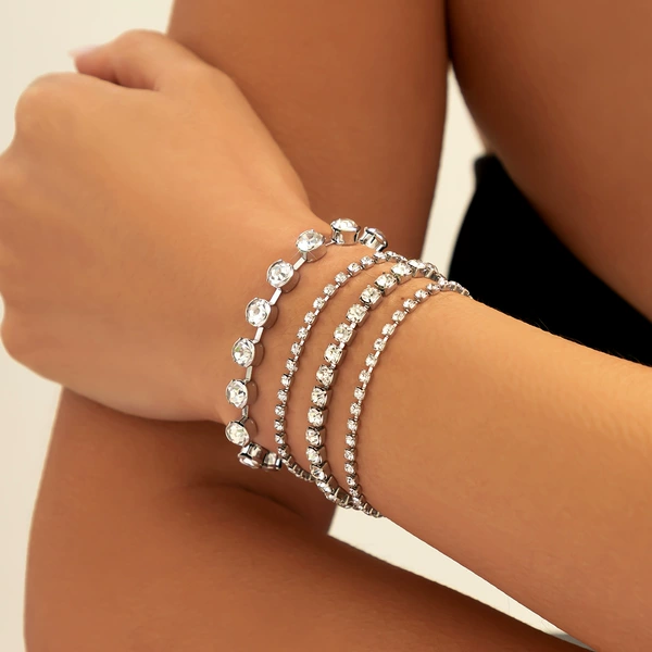 Six-white K set 3896