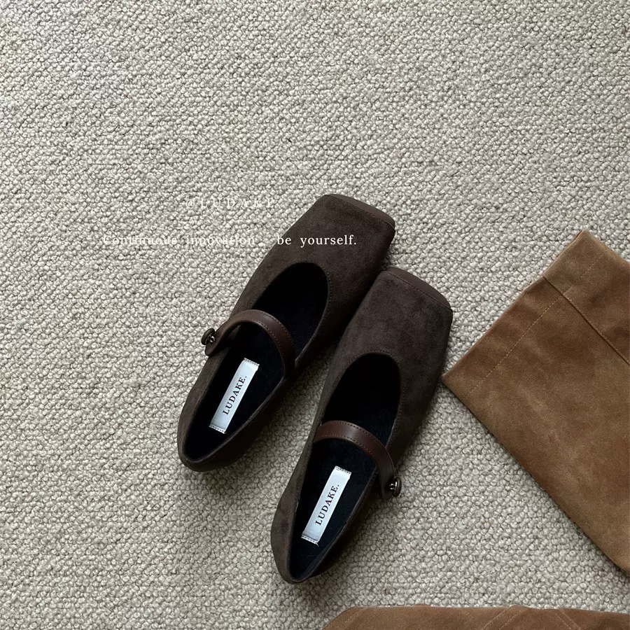 方头玛丽珍鞋女鞋子2023年秋冬新款绒面一字带复古配裙子加绒单鞋